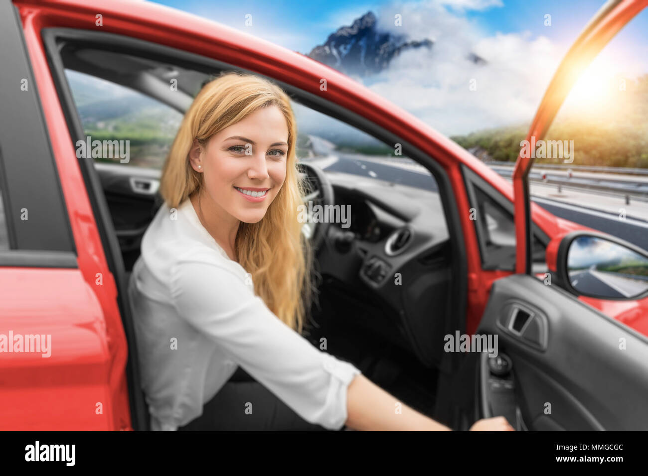 Blonde girl driving a car hi res stock photography and images Alamy