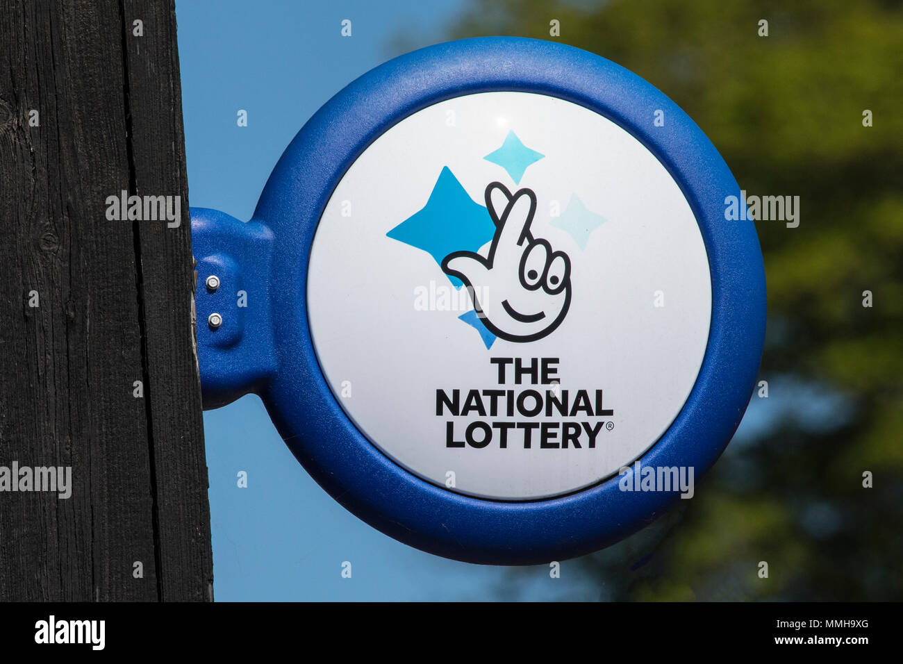 Fingers crossed logo hires stock photography and images Alamy