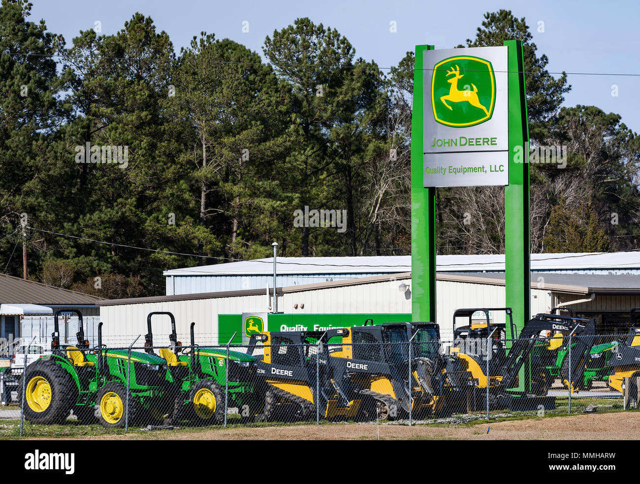 John Deere equipment dealership, Jacksonville, North Carolina, USA. Stock Photo