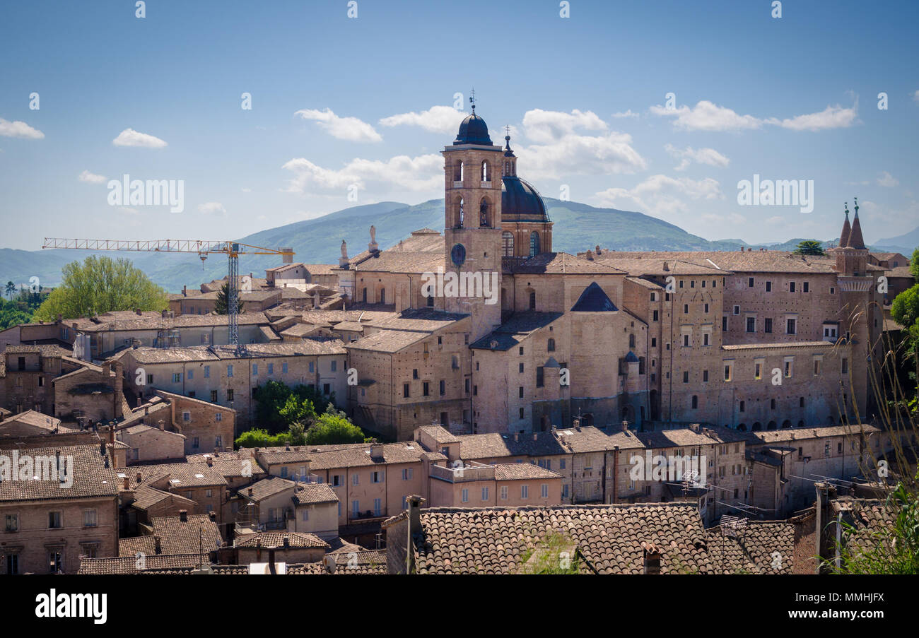 Urbino urban skyline panorama hi-res stock photography and images - Alamy