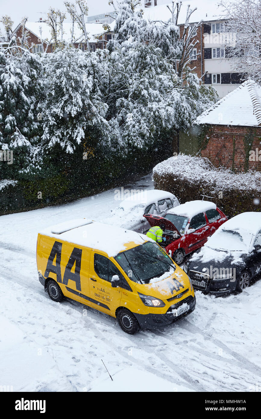 AA roadside help in Winter, London, UK. Stock Photo
