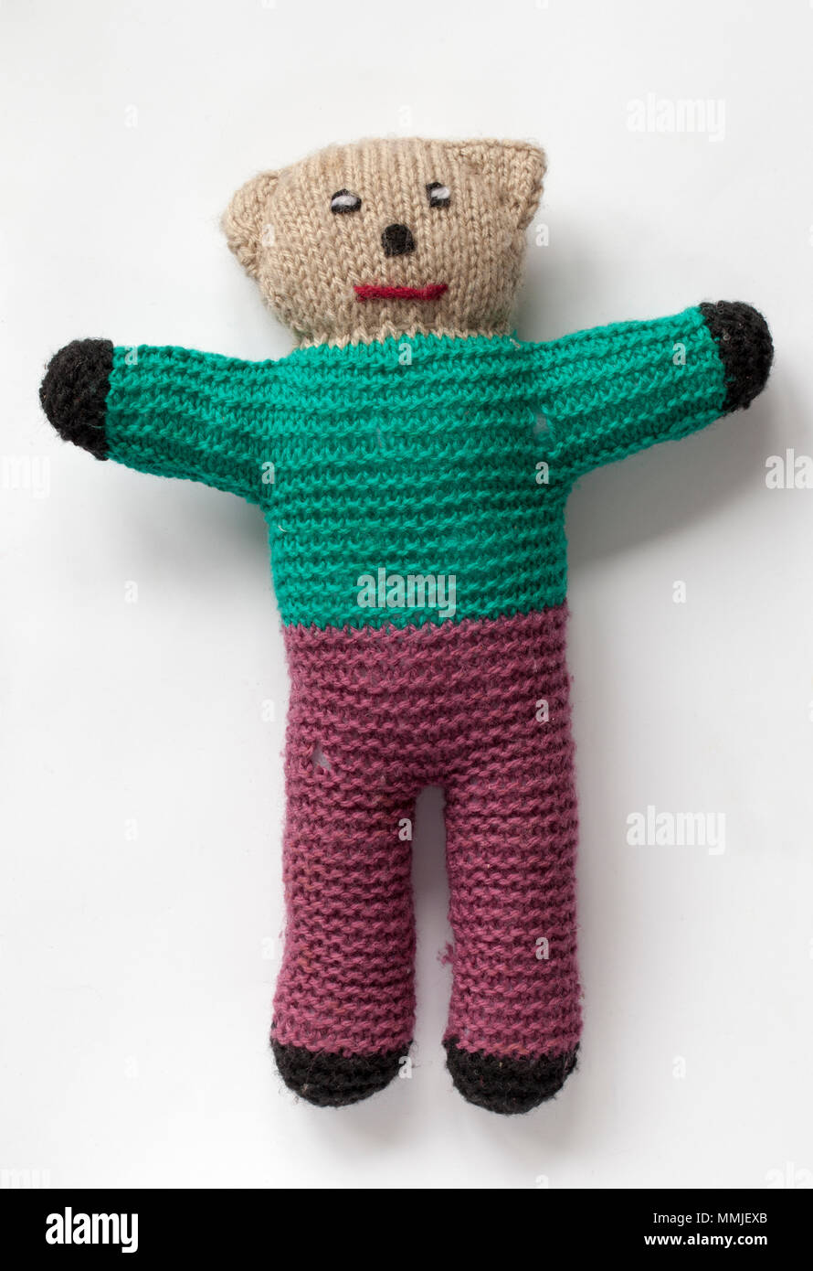 Hand knitted teddy bear hi-res stock photography and images Hand knitted teddy bear hi-res stock photography and images