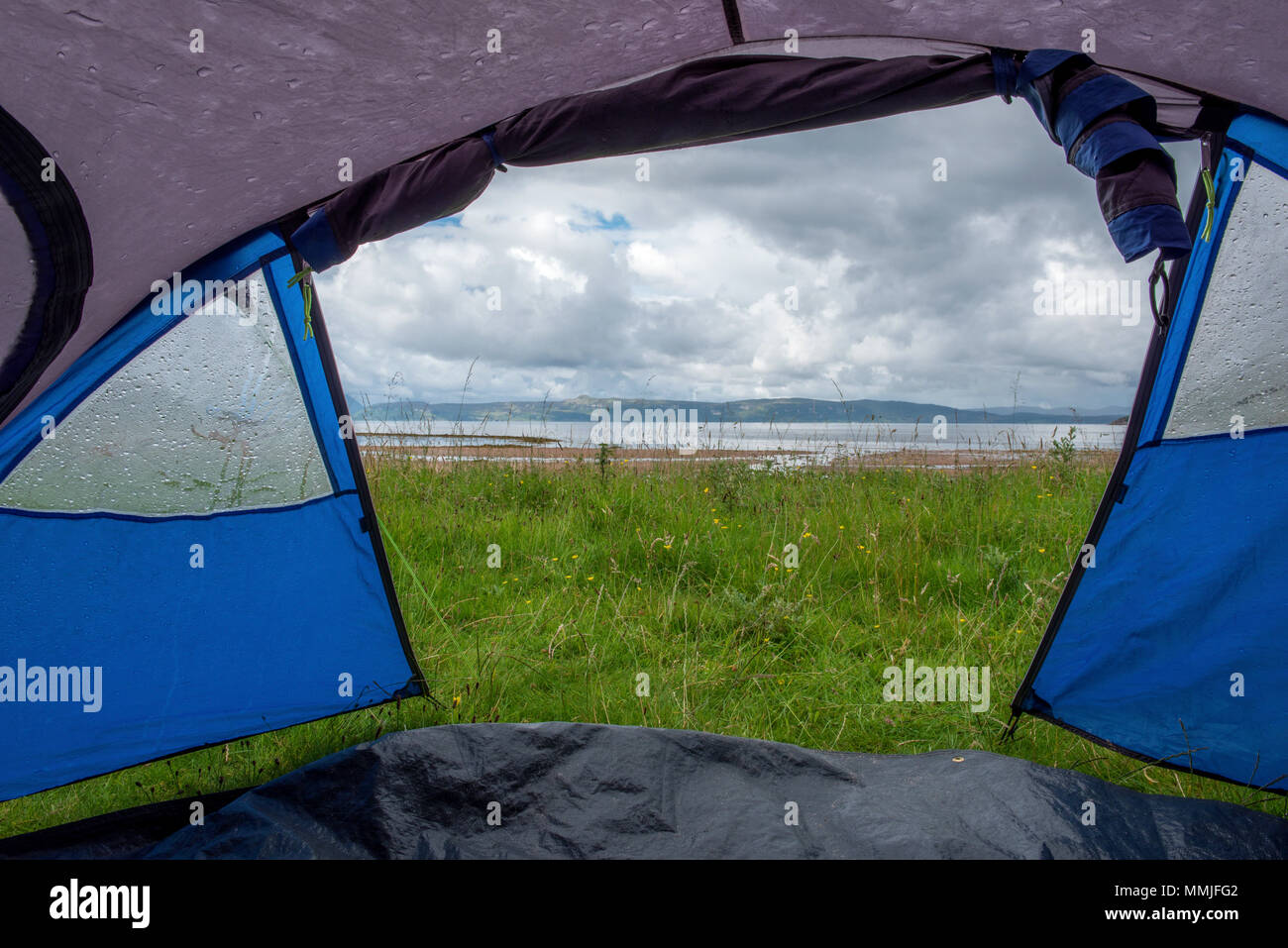 Tent Rain High Resolution Stock Photography And Images Alamy