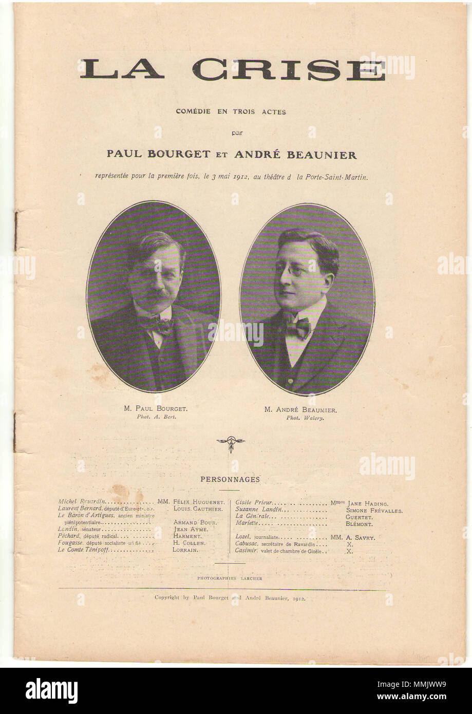 . Français : pièce de theatre  . 1912. Paul Bourget et André Beaunier 77 Beaunier Stock Photo