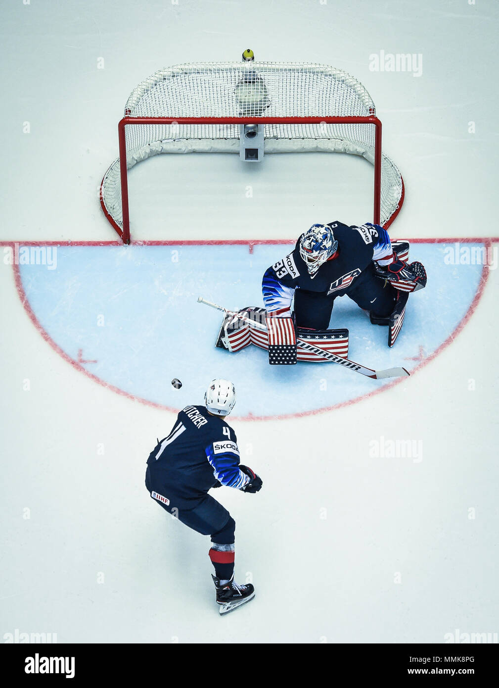 Will Butcher and Scott Darling of Team USA during the game between USA and  Korea on 11.05.2018 in Herning, Denmark. (Photo by Marco Leipold/City-Press  GbR) | usage worldwide Credit: dpa picture alliance/Alamy