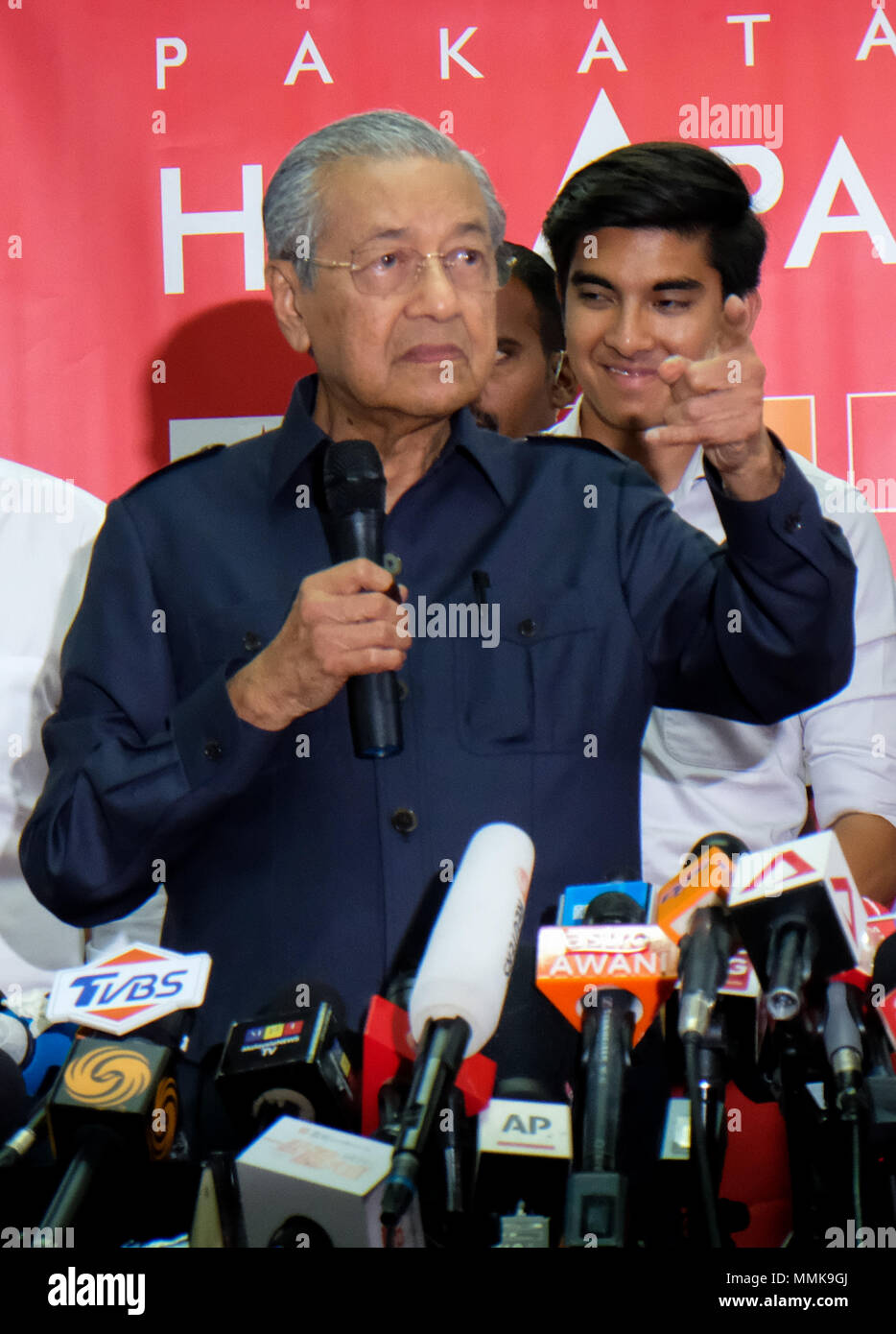 Kuala Lumpur Malaysia 12th May 2018 Malaysia S Prime Minister Mahathir Mohamad React As He Answer The