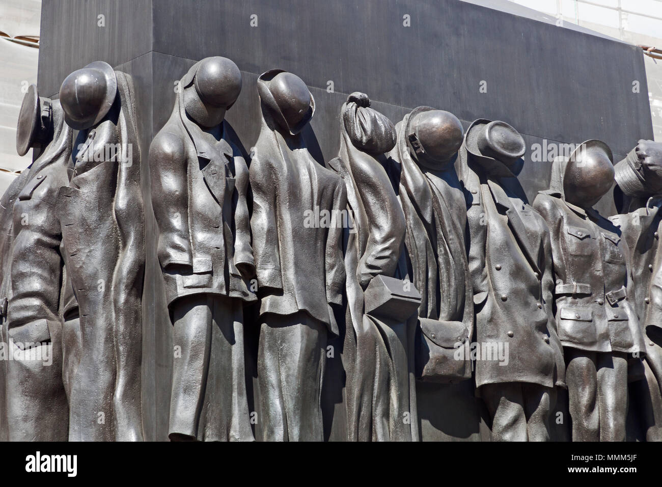 London, Westminster.  The Women of World War II monument in Whitehall Stock Photo