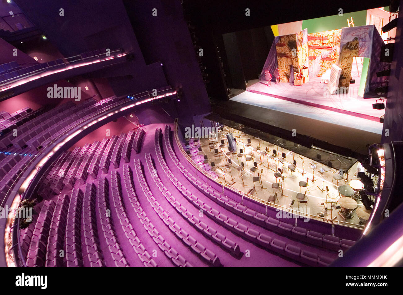The Lowry, Salford Quays, Manchester Stock Photo Alamy