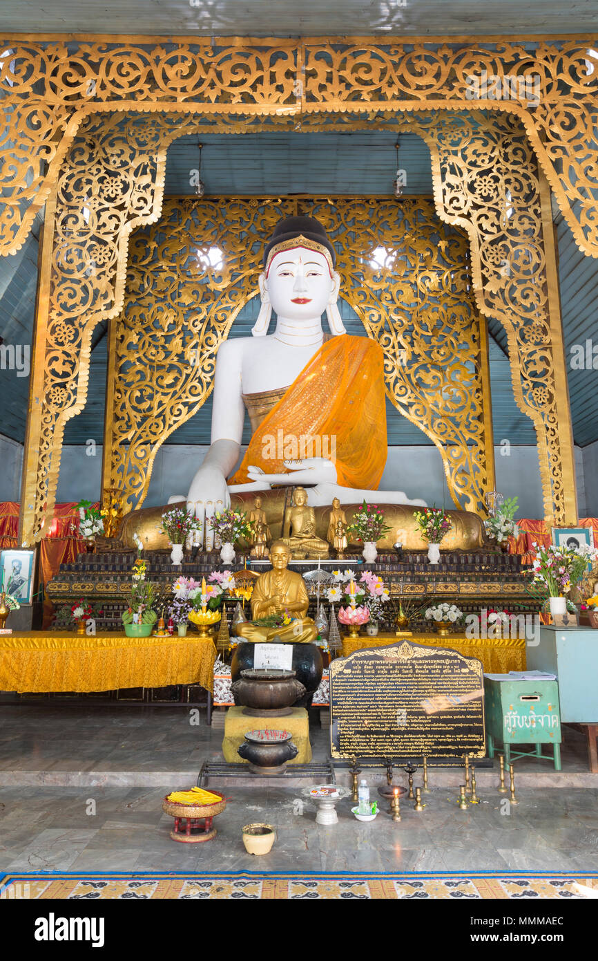 Buddha statue, Wat Jong Klang and Wat Jong Kham, Mae Hong Son, Thailand Stock Photo