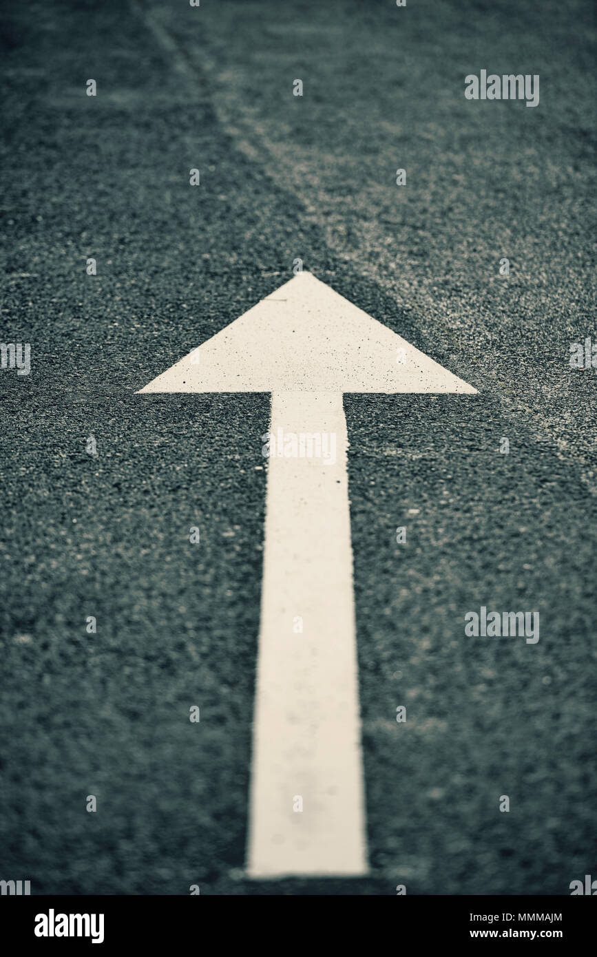 White Direction Arrow High Resolution Stock Photography and Images - Alamy