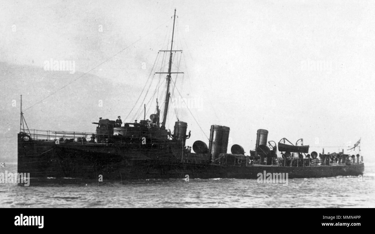 . Deutsch: Der britische Turbinenzerstörer HMS Bonetta  . 1909. Unknown 90 Bonetta-1909 Stock Photo