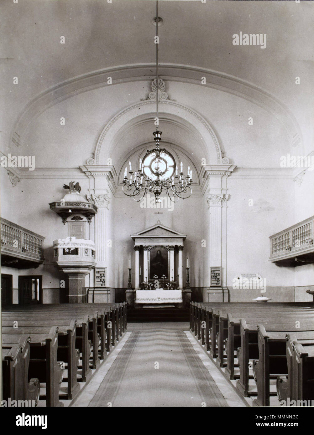 . English: The interior of the Lutheran Church in Buda Castle that was destroyed in World War 2. Archive image photographed by me on an exhibition.  . 28 July 2017, 18:48:34. Zello Buda lutheran old Stock Photo
