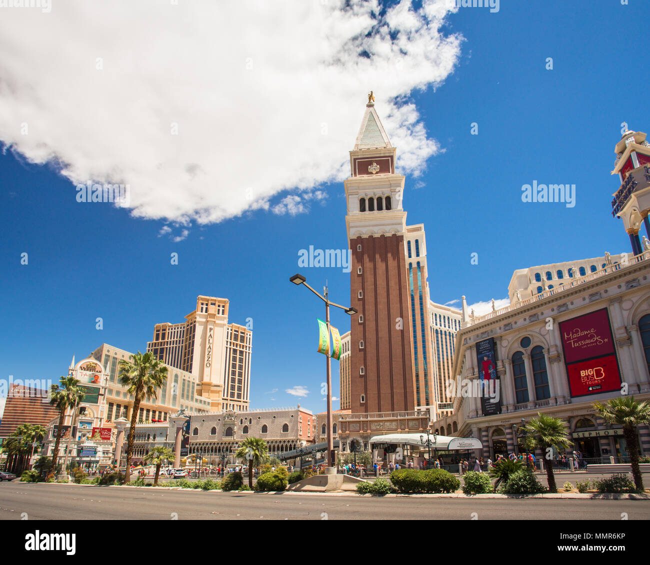 The rising sun is reflected by the towering Las Vegas Strip Resorts onto  Marriott's Grand Chateau Stock Photo - Alamy