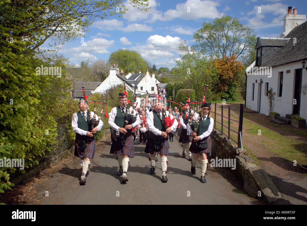 Glasgow, Scotland, UK 12th May.UK Weather Saint Francis Pipe Band
