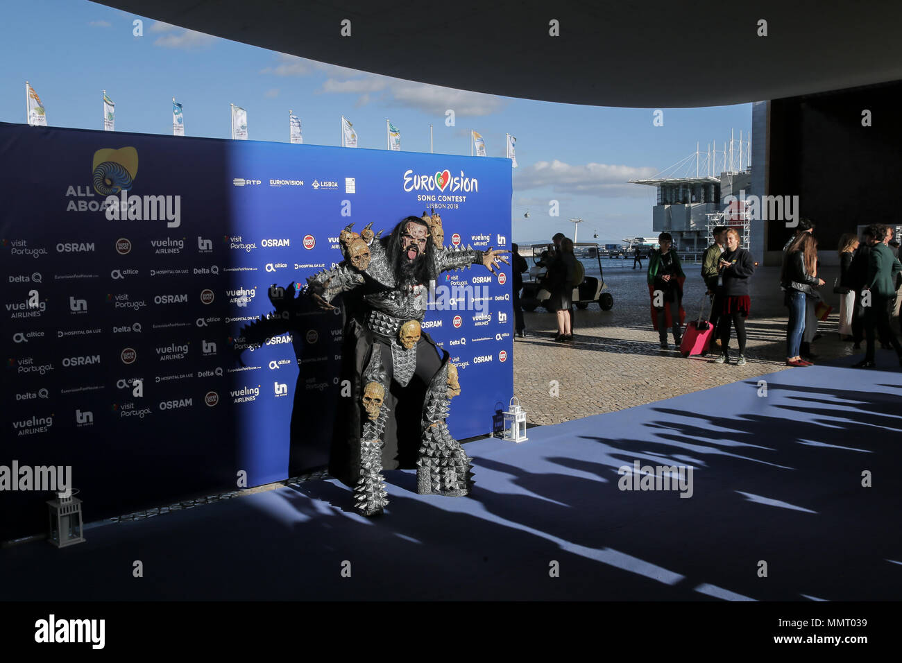 Portugal, Lisbon. 12th May 2018.   Mr. Lordi (Tomi Petteri Putaansuu), singer of Finnish band Lordi, arrives at the finals of the 63rd Eurovision Song Contest. Photo: Jörg Carstensen/dpa Credit: dpa picture alliance/Alamy Live News Stock Photo