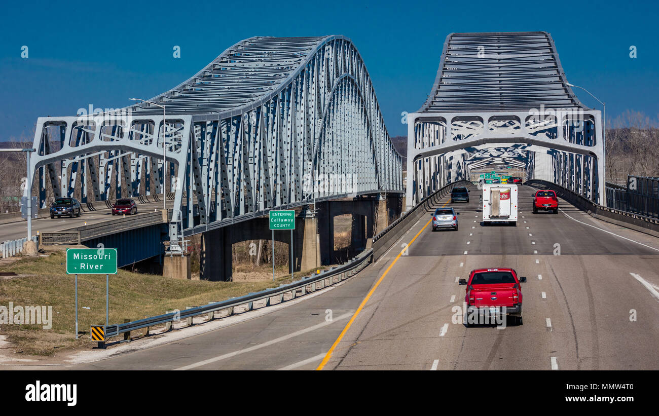 Traffic flows from Jefferson City Missouri across the Missouri River on