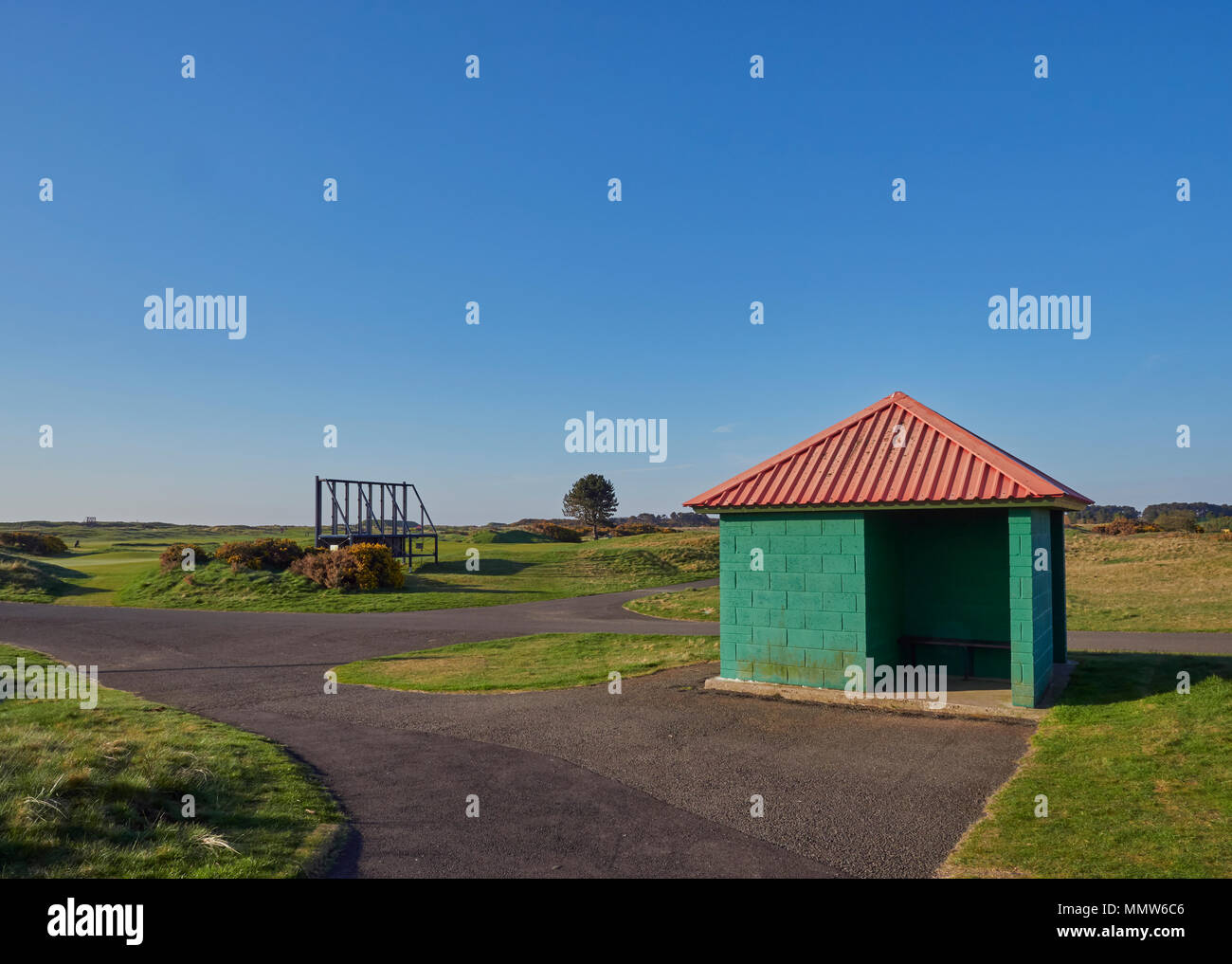 One of the several Shelters used at Carnoustie Golf Links to protect Golfers from Rain or worse still lightning. Carnoustie, Angus, Scotland. Stock Photo