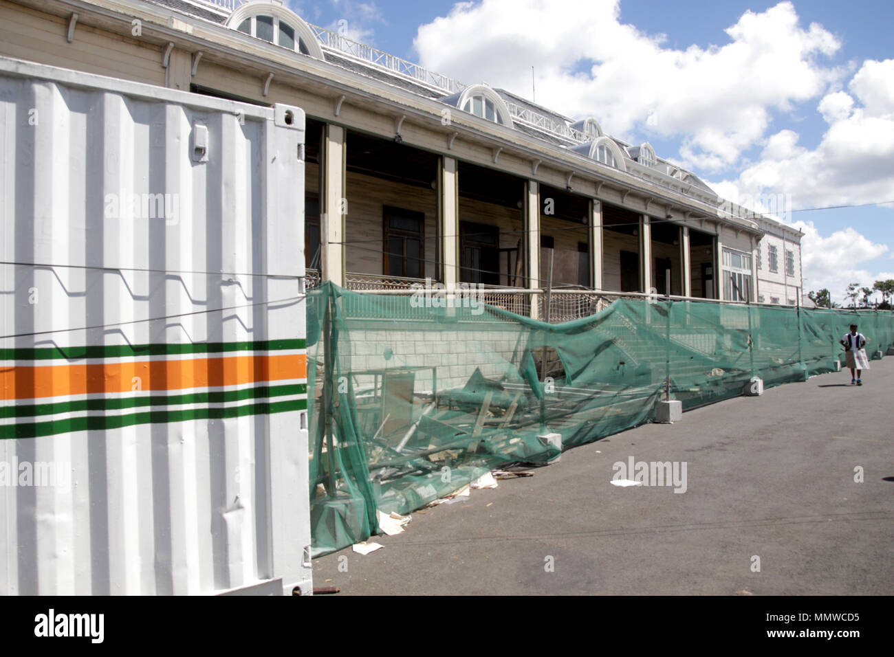 le plaza rose hill under construction Stock Photo Alamy