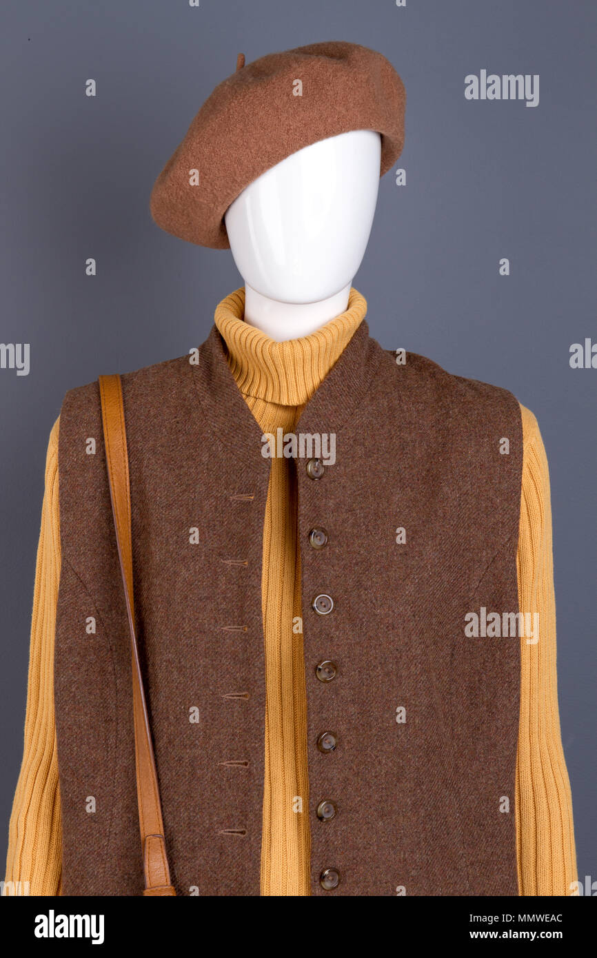 French beret hi-res stock photography and images - Alamy
