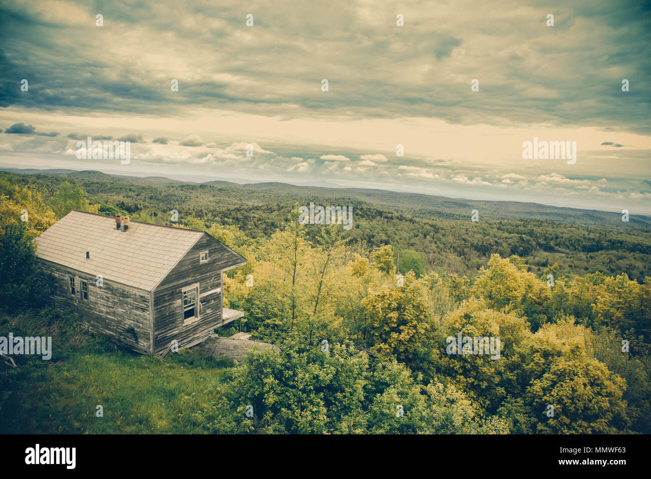 Historic cabin at overlook at Hogback Mountain in Vermont Green