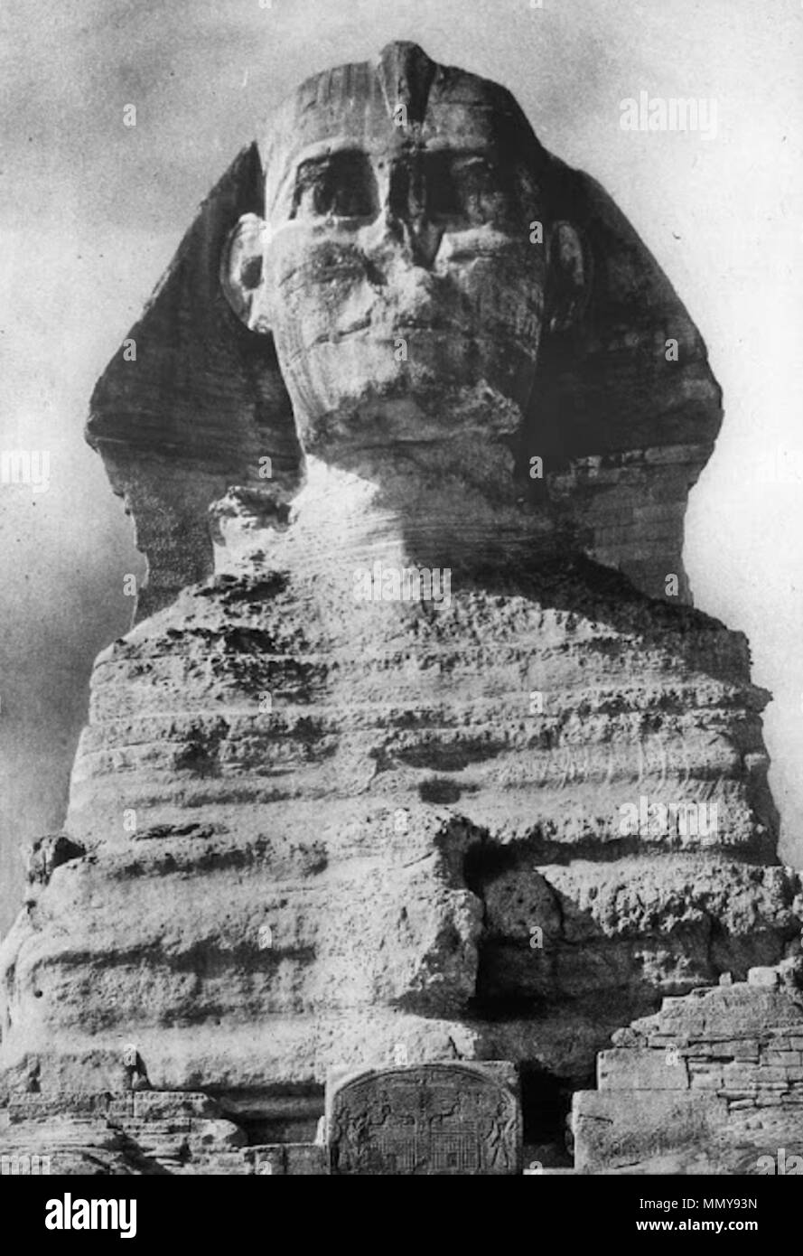 .  English: Lantern Slide Collection: Views, Objects: Egypt. Gizeh [selected images]. View 15: Egyptian - Old Kingdom. Great Sphinx, Gizeh, 4th Dyn., n.d. Brooklyn Museum Archives (S10|08 Gizeh, image 9627). Español: Gran Esfinge, Giza Gran Esfinge, Giza Stock Photo