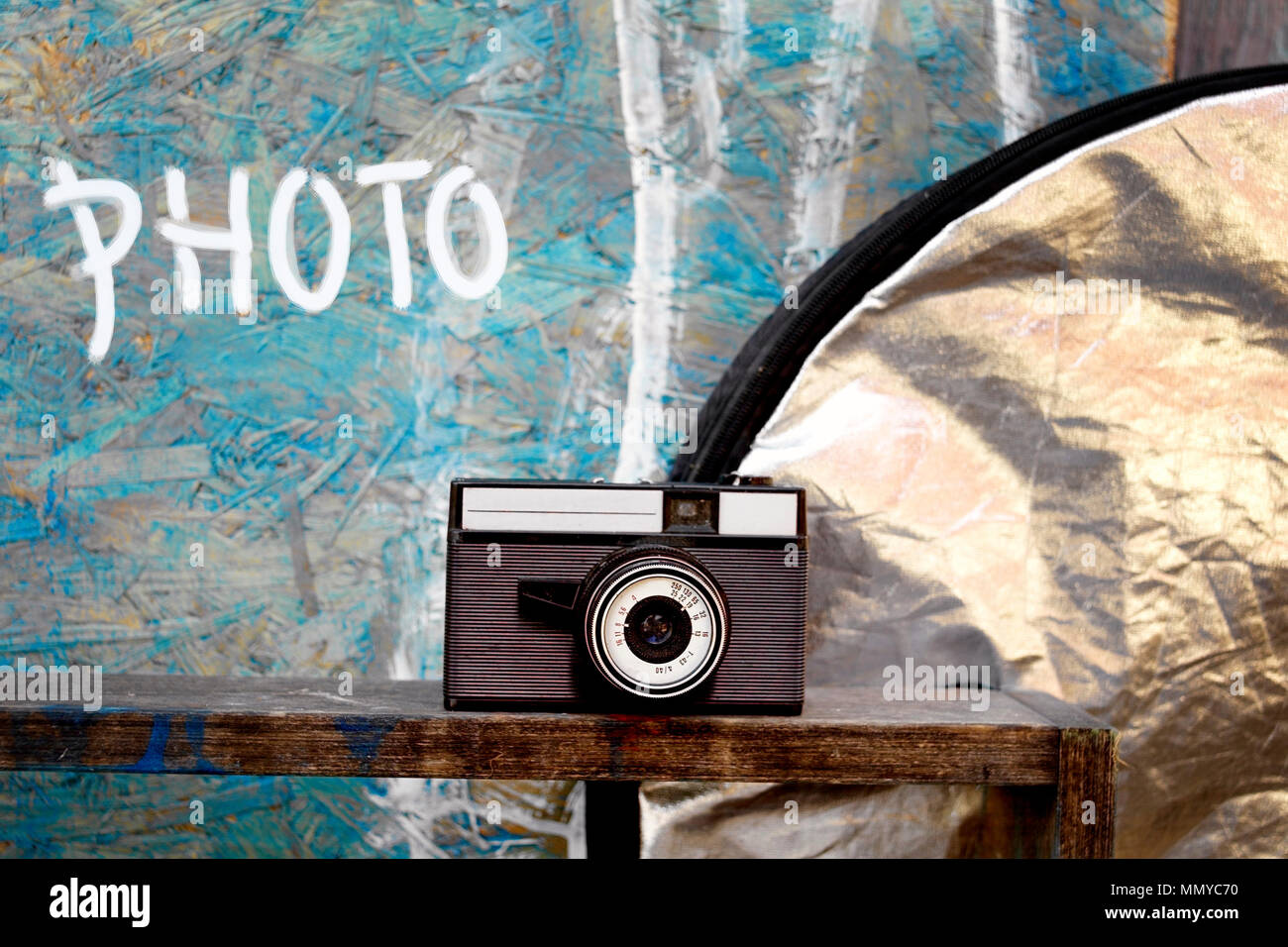 Light focusing reflector hi-res stock photography and images - Alamy