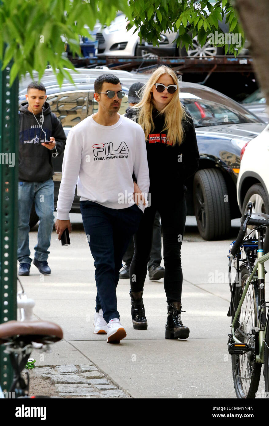 NEW YORK, NY - MAY 09: Singer Joe Jonas and his girlfriend actress