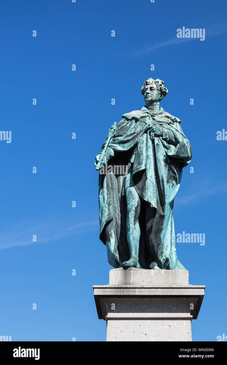Bronze statue of King George IV by Sir Francis Leggatt Chantrey unveiled 26th November 1831 commemorating his visit to Edinburgh in 1822. Stock Photo
