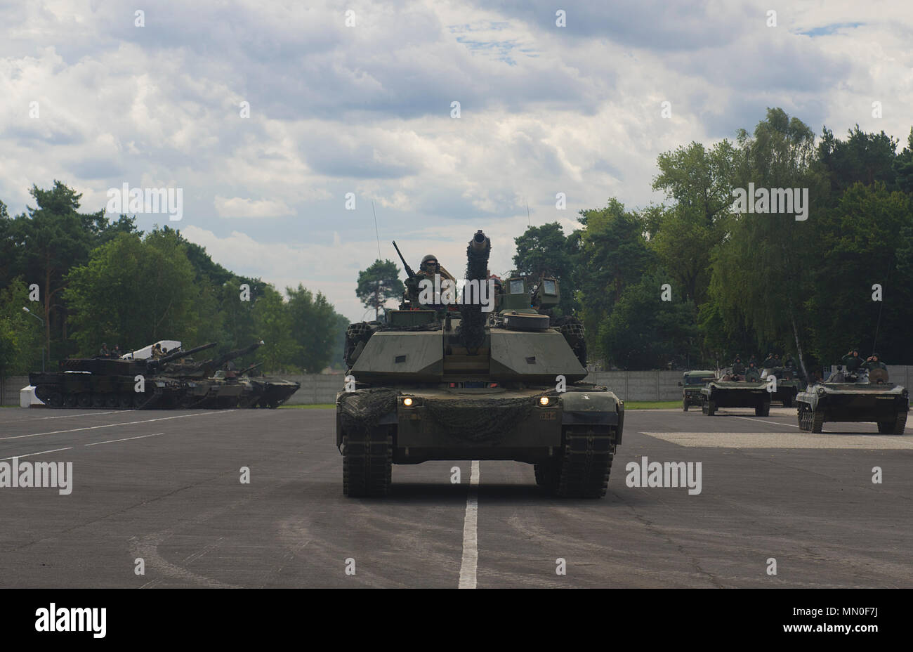 M1 Abrams is a third generation American main battle tank designed by ...