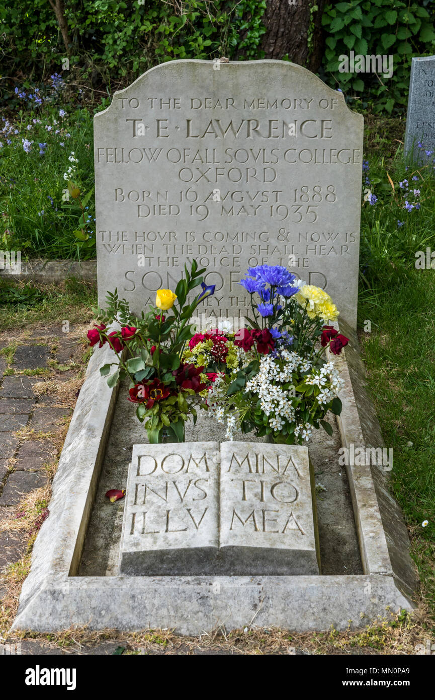 The grave of T.E. Lawrence better known as Lawrence of Arabia at Moreton village cemetery Stock Photo