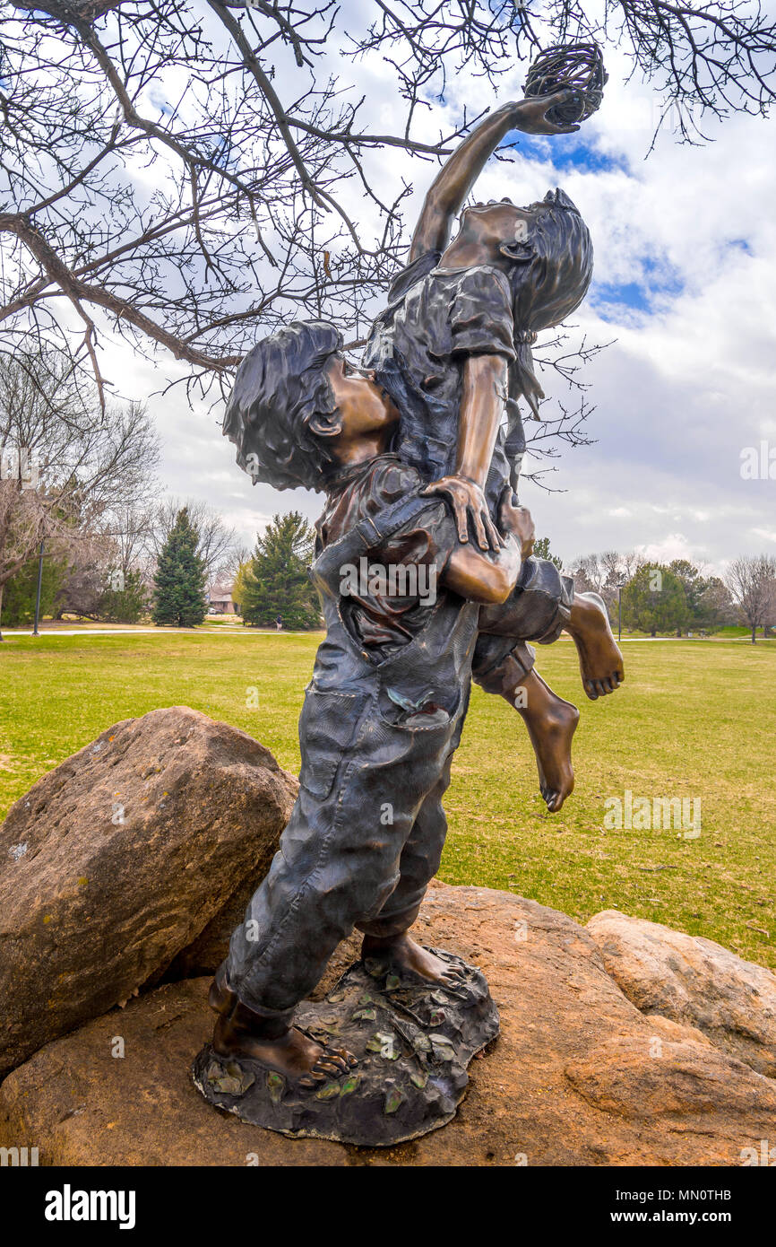 "She Ain't Heavy" sculpture by Walt Horton in O'Kane Park, Lakewood