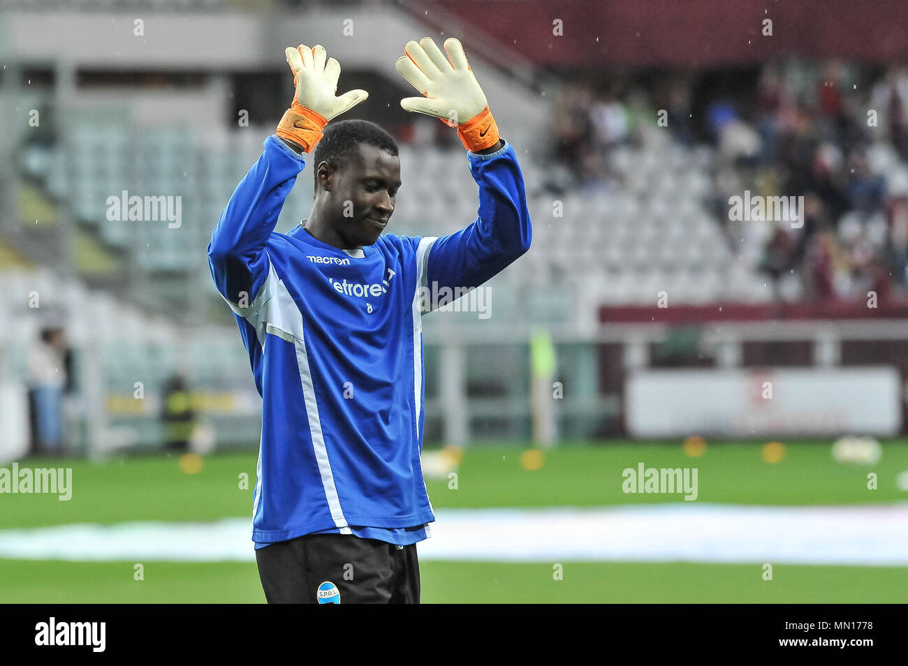 Torino, Italy. 13th May, 2018. Alfred Gomis (SPAL) during the Serie A football match between Torino FC and SPAL at Stadio Grande Torino on 13th May, 2018 in Turin, Italy. Credit: FABIO PETROSINO/Alamy Live News Stock Photo