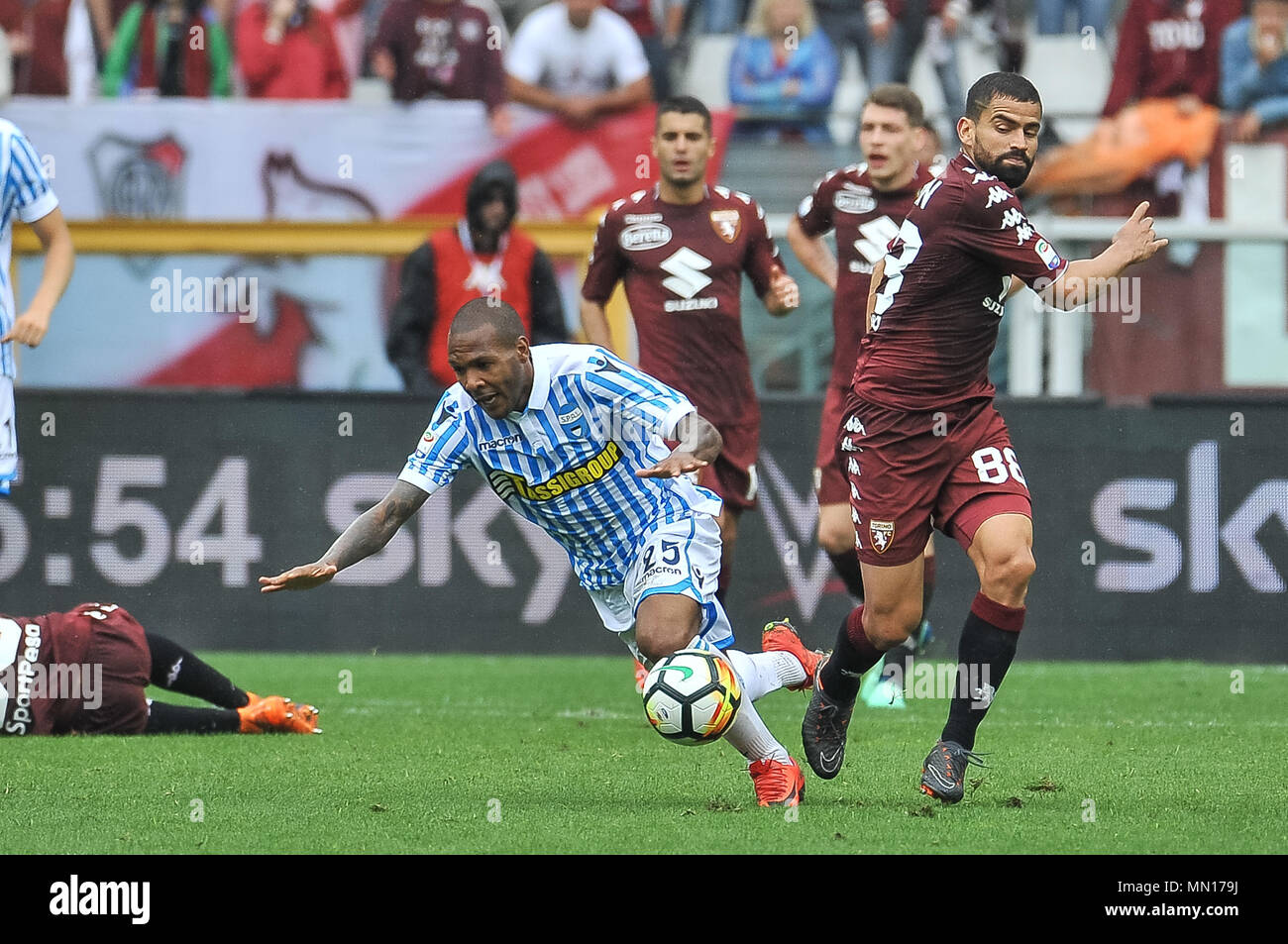 Torino, Italy. 13th May, 2018. Luiz Everton (SPAL) during the Serie A football match between Torino FC and SPAL at Stadio Grande Torino on 13th May, 2018 in Turin, Italy. Credit: FABIO PETROSINO/Alamy Live News Stock Photo