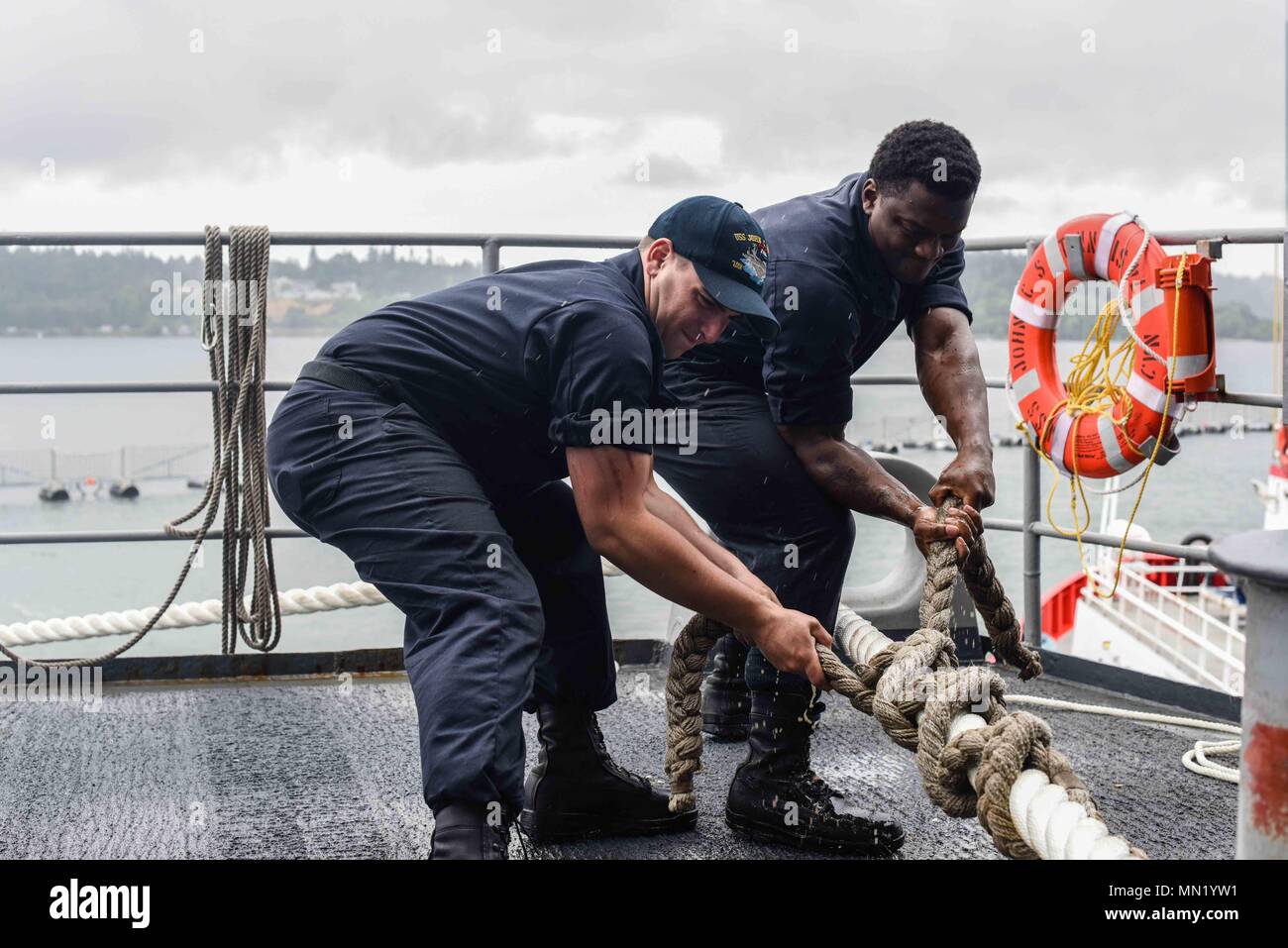 USS John C. Stennis (CVN 74) is a Nimitz-class nuclear-powered aircraft ...