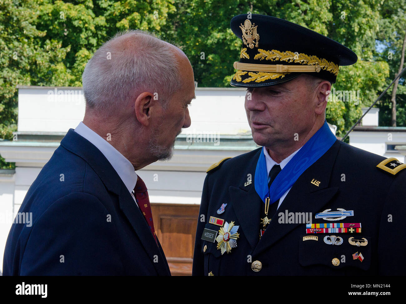 Minister of National Defense, Antoni 