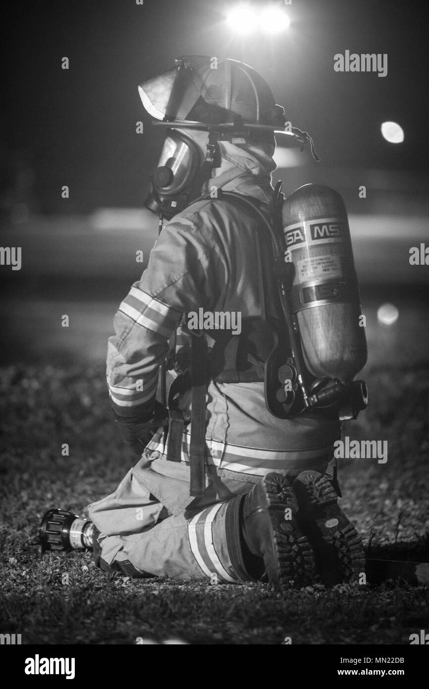 Marine corps firefighter Black and White Stock Photos & Images Alamy