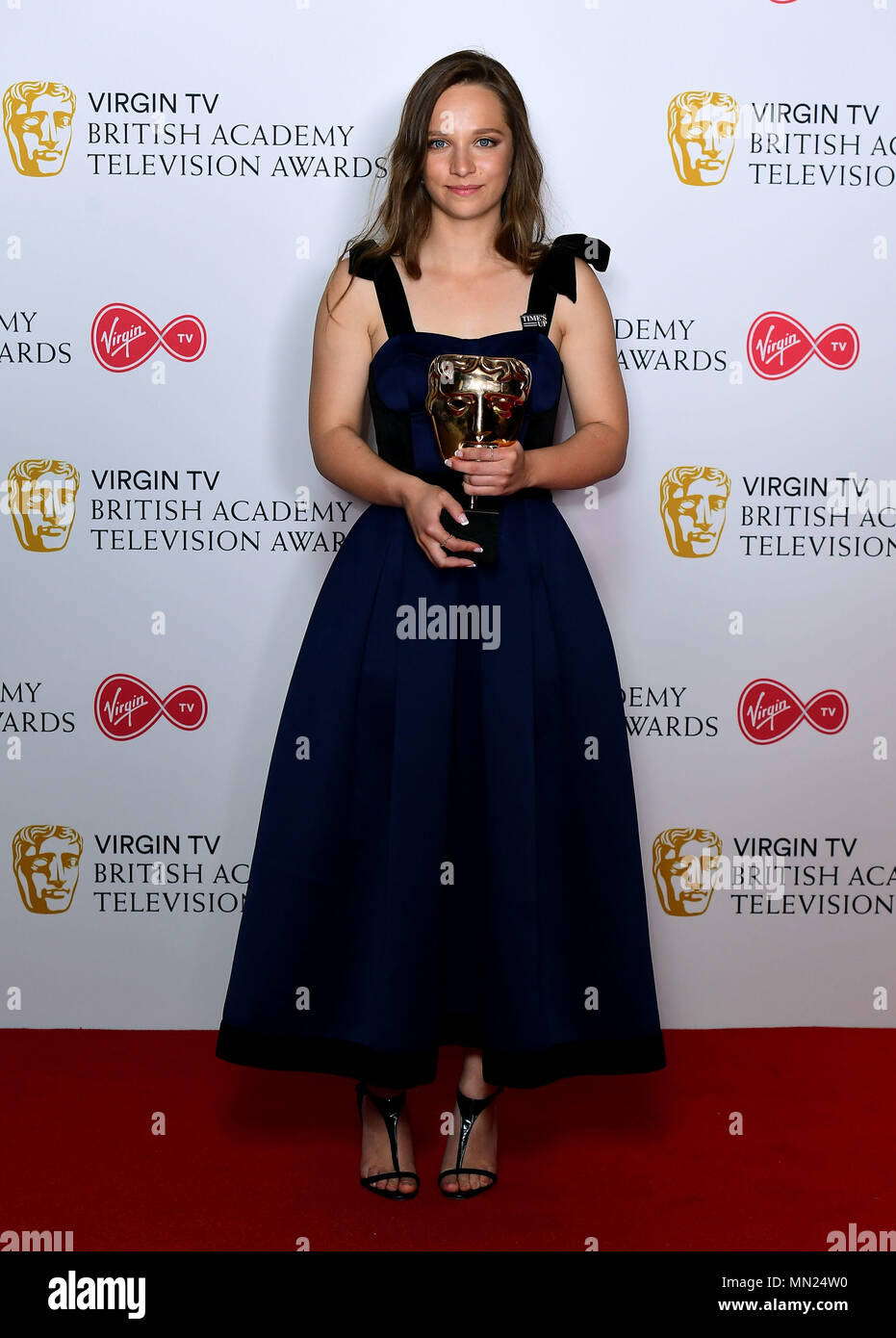 molly-windsor-with-the-leading-actress-award-in-the-press-room-at-the
