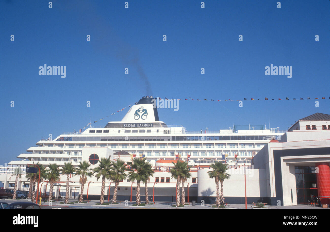 Crystal harmony cruise ship hi-res stock photography and images