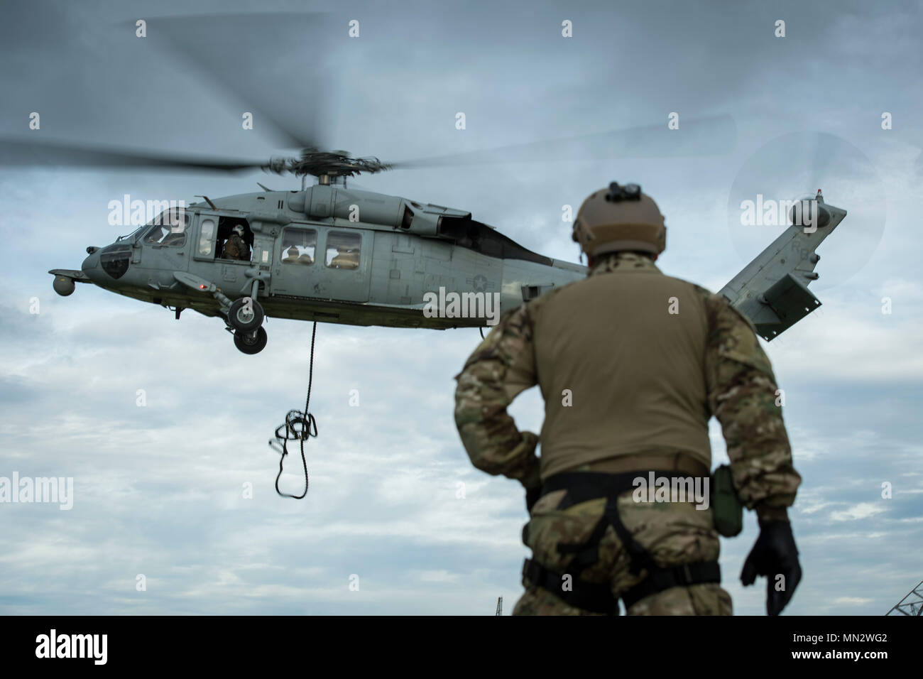 Seahawk Fast Roping Mine insertion hi-res stock photography and images - Alamy