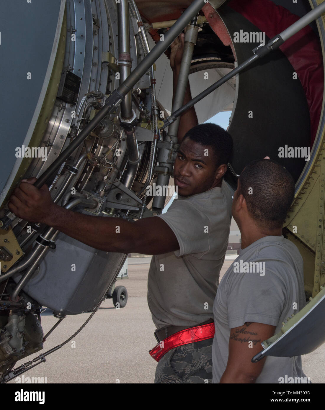 u-s-air-force-airman-1st-class-christopher-sims-and-staff-sgt-david