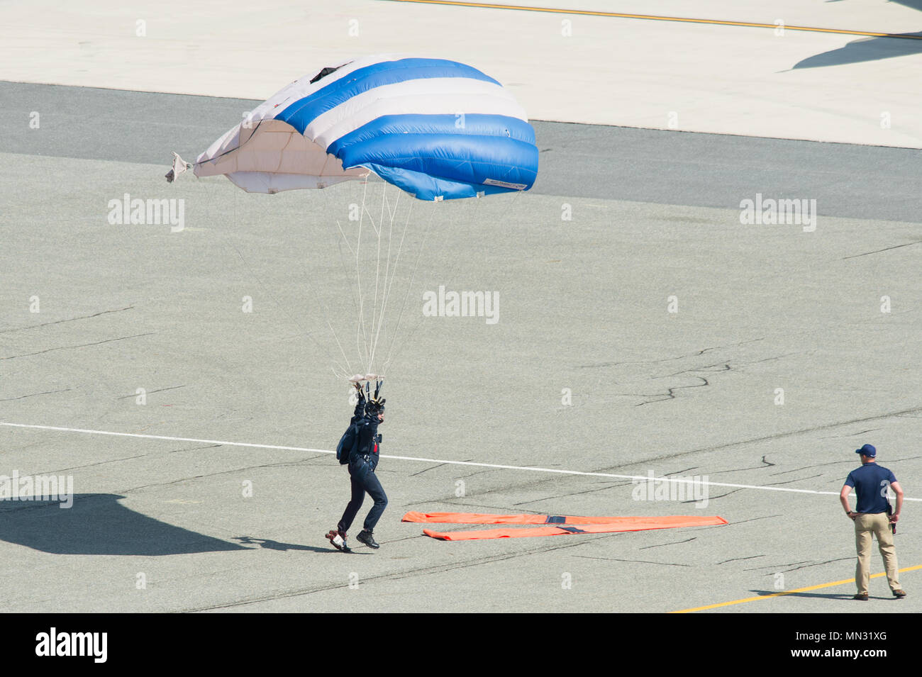 Wings of Blue is the United States Air Force Academy parachute team ...