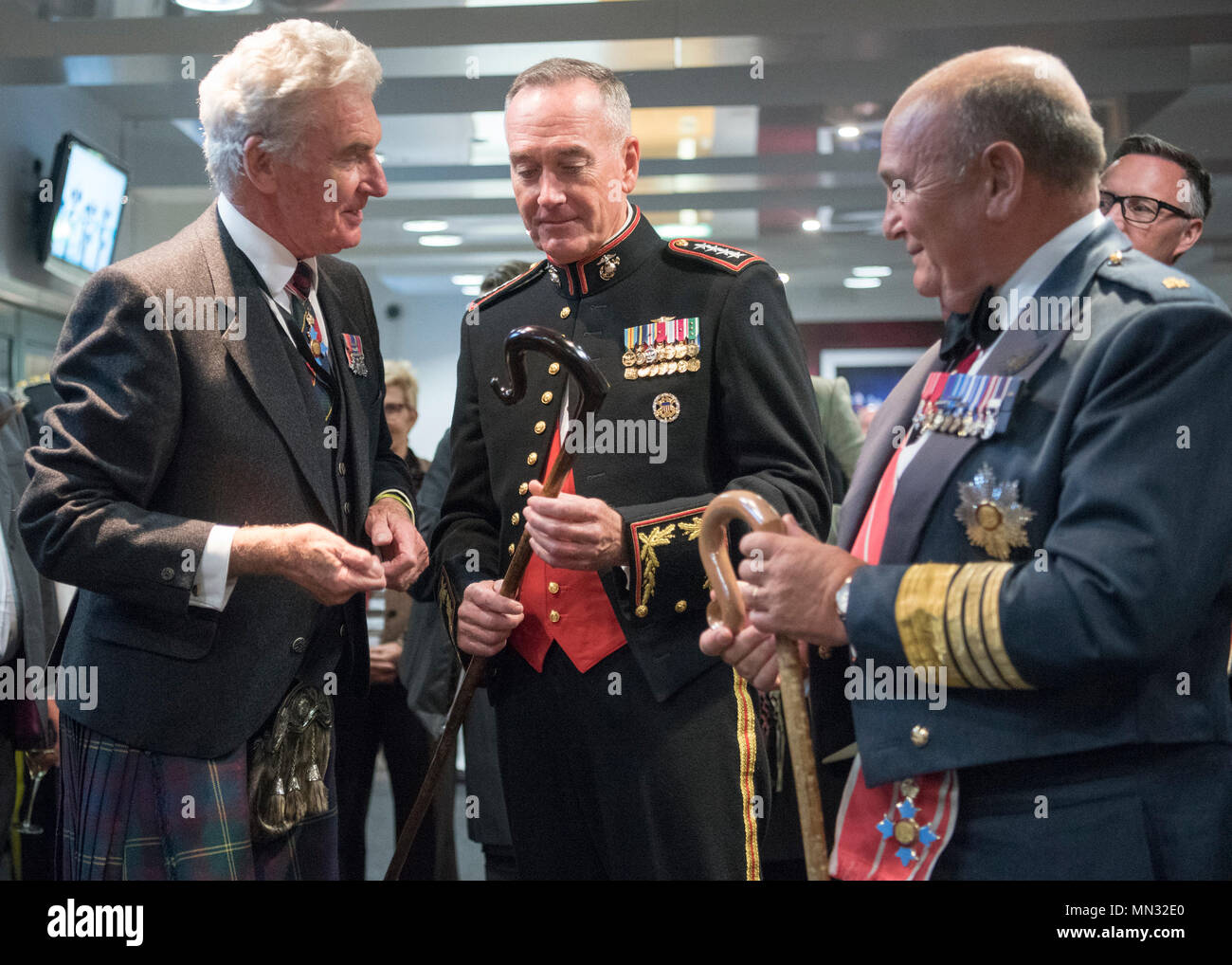 Andrew durie hires stock photography and images Alamy