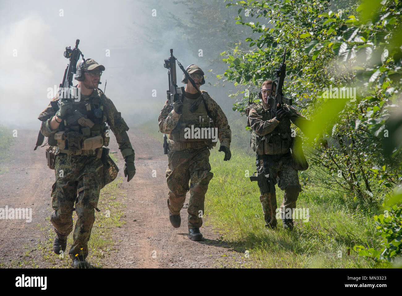 German Soldiers assigned to the Zentrum für Operative Kommunikation der Bundeswehr ( Center of