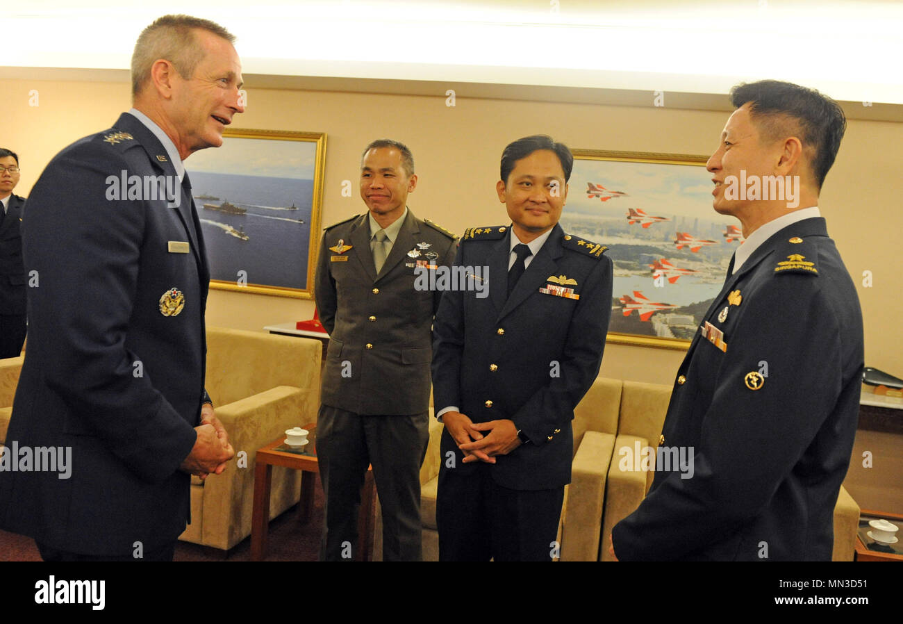 Pacific Air Forces Commander visits Osan warriors > Pacific Air Forces >  Article Display