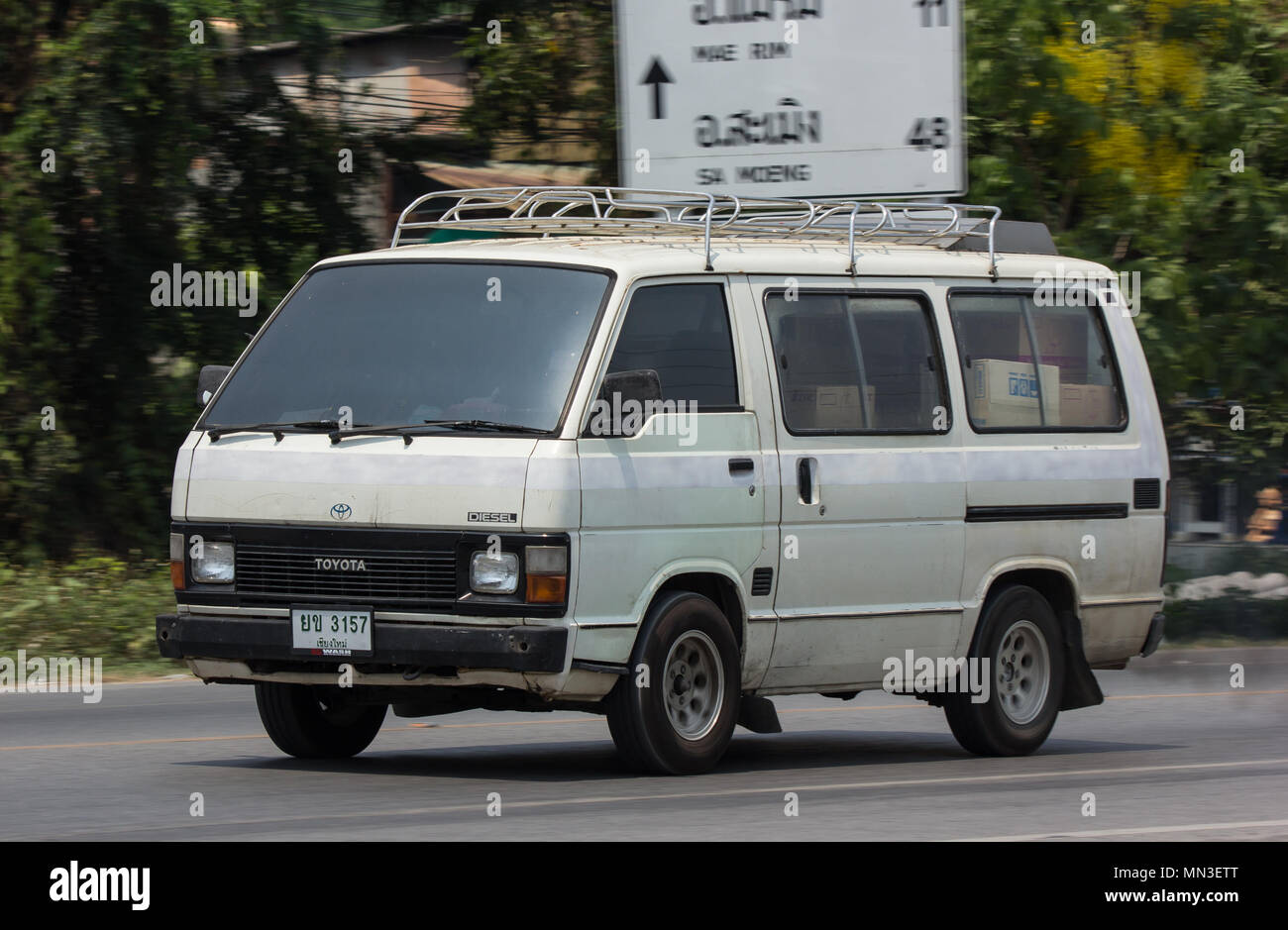 Old toyota van hi-res stock photography and images - Alamy