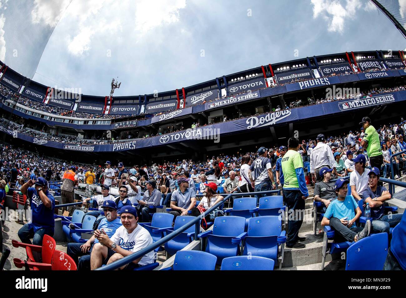 Acciones del partido de beisbol, Dodgers de Los Angeles contra Padres de San Diego, tercer juego de la Serie en Mexico de las Ligas Mayores del Beisbol, realizado en el estadio de los Sultanes de Monterrey, Mexico el domingo 6 de Mayo 2018. (Photo: Luis Gutierrez) Stock Photo