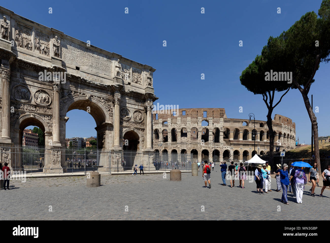 Arc Rome The Triumphal Arch of Constantine (Arco di Constantino) and the ...