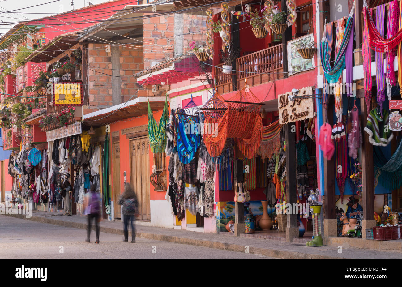 The colourful streets of Raquira, Boyaca, Colombia Stock Photo