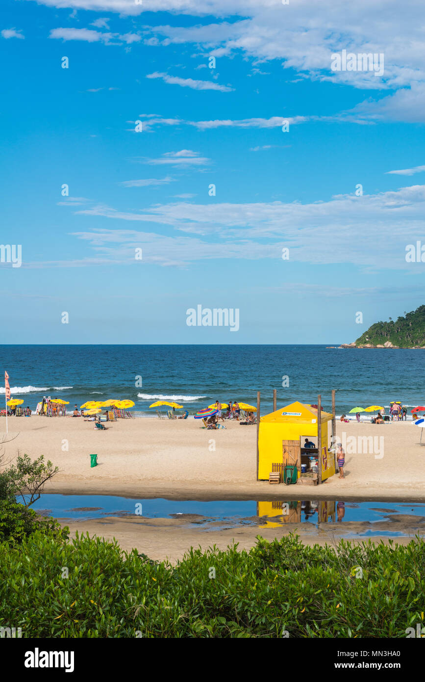 Beach 'Praia do Campeche' on the Atlantic island of 'Ilha de Santa Catarina', Florianópolis, Santa Catarina, Brazil, Latin America Stock Photo