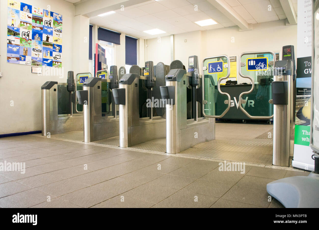 Ticket barriers at an English railway station - John Gollop Stock Photo